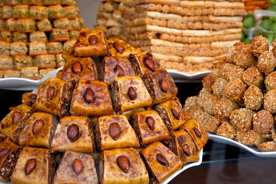 A pile of oriental sweets.