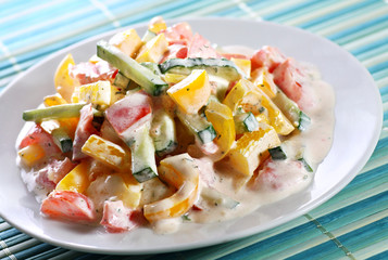 Salad with sweet peppers