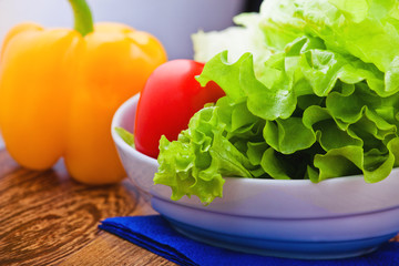 green lettuce salad