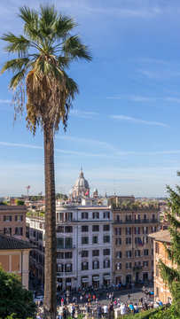 Roma, Via Condotti E Piazza Di Spagna