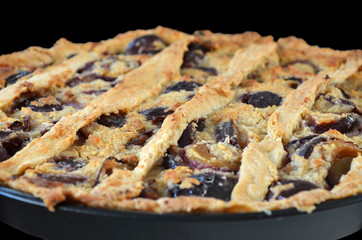 Plum pie