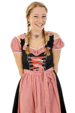 Junge Frau im Dirndl