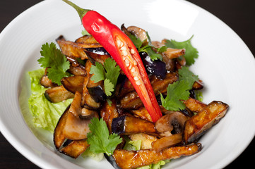 Salad from roasted eggplants
