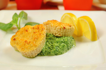 Fishcakes with lemon