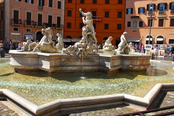 Fontaine place Navone