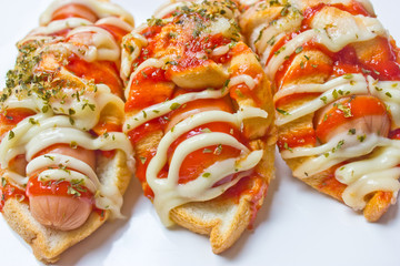 Fresh Hotdogs With Breads