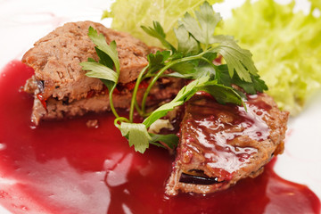 steak with cranberry sauce