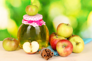 Honey and apples with cinnamon