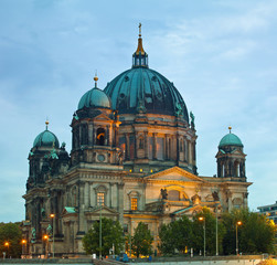 Fototapeta na wymiar Katedra w Berlinie (Berliner Dom)