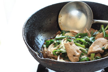 chinese cooking, pork liver and leek stir fried in wor