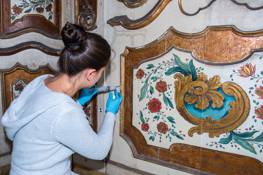 Restauro parete antica