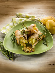 chicken stuffed with fried potatoes