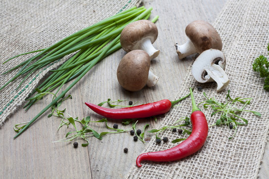 Farmer's Market - Organic mushrooms with chili & pepper