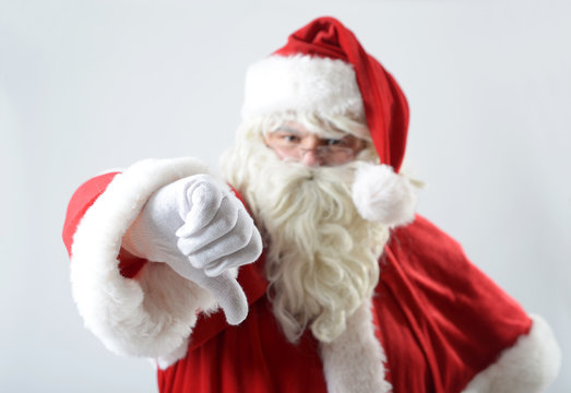 Weihnachtsmann mit Daumen runter