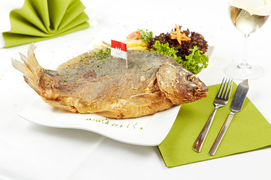 delicious roasted carp
