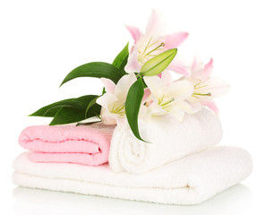 Obraz na płótnie Canvas piękna lilia na ręcznik na białym