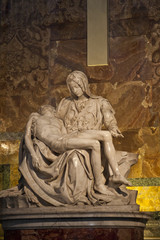 Michelangelo's Pieta in St. Peter's Basilica in Vatican. - obrazy, fototapety, plakaty