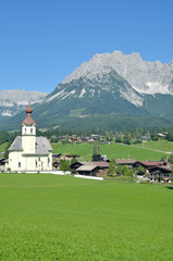 Fototapeta na wymiar Urlaubsort Going am Wilden Kaiser in Tirol