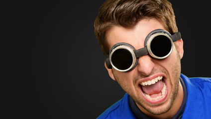 Portrait of an engineer wearing goggle