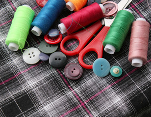 Color threads with buttons