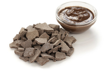 rhassoul, ghassoul, moroccan natural clay