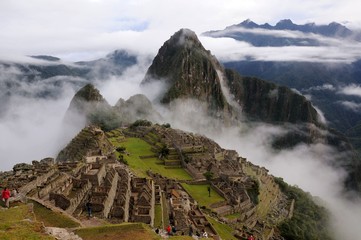 Machu Picchu im Morgennebel
