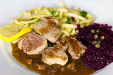 Medaillons (Filet) mit Sosse, Festessen