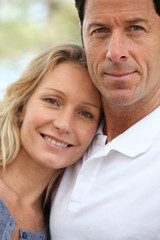 Fototapeta premium Couple hugging