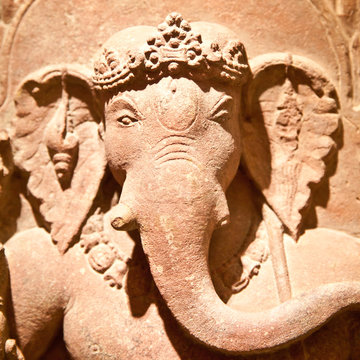 Ganesh Statue