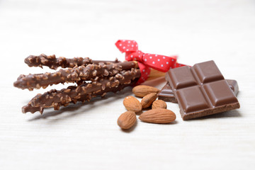 Schokolade-Mandel-Stangen