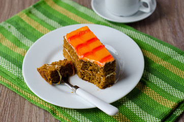 Cake with custard cream and apricot jelly