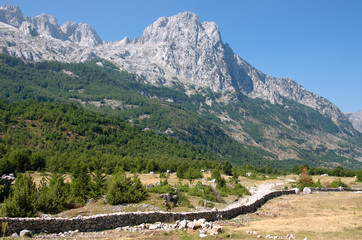 Fototapeta na wymiar Najlepiej albański Alpy