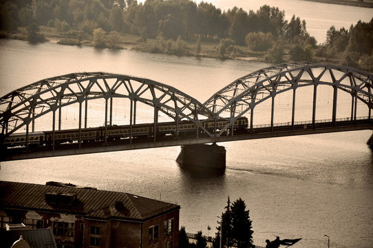 Wiadukt kolejowy w Rydze