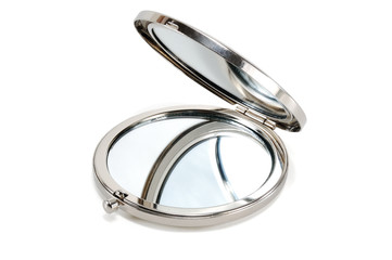 small round mirror
