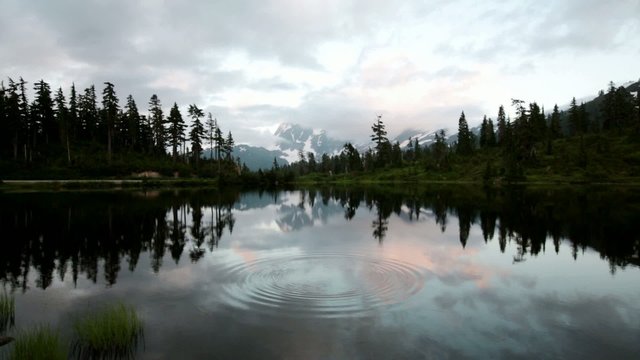 Picture Lake and Mount Shuksan,Washington 