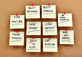 New Year's resolutions on memo cards