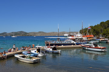 Fototapeta na wymiar port wyspy Kornati w Chorwacji