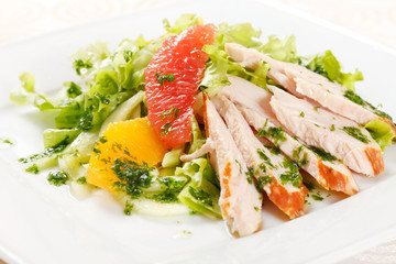 salad with chicken