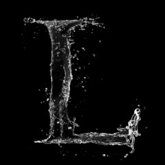 Obraz na płótnie Canvas Water splashes letter isolated on black background