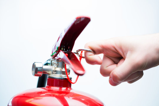 Pulling pin of fire extinguisher