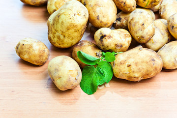 raw potatoes
