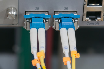 data transfer by optical fiber
