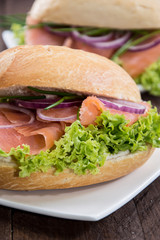 Bun with smoked Salmon