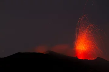 Papier Peint photo Volcan éruption volcanique spectaculaire