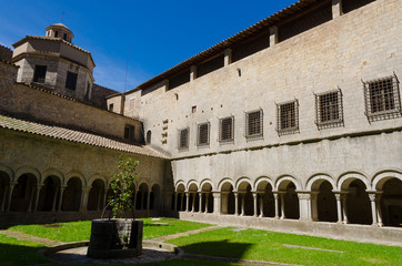 Fototapeta na wymiar klasztor, Girona, Hiszpania