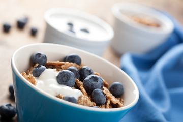 cornflakes with blueberry and yogurt