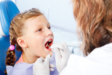 Dental check up - 47201070