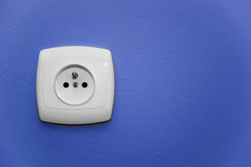 white socket