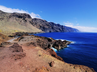 Fototapeta na wymiar Giants (widok z Punta Teno), Teneryfa, Wyspy Kanaryjskie