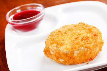 camembert with cranberry sauce